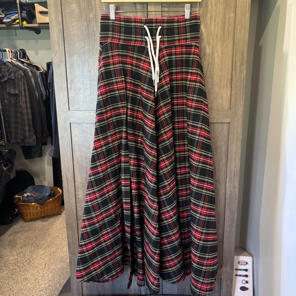 Akira Out and About Slit Maxi Plaid Skirt Black Red High Waist Large